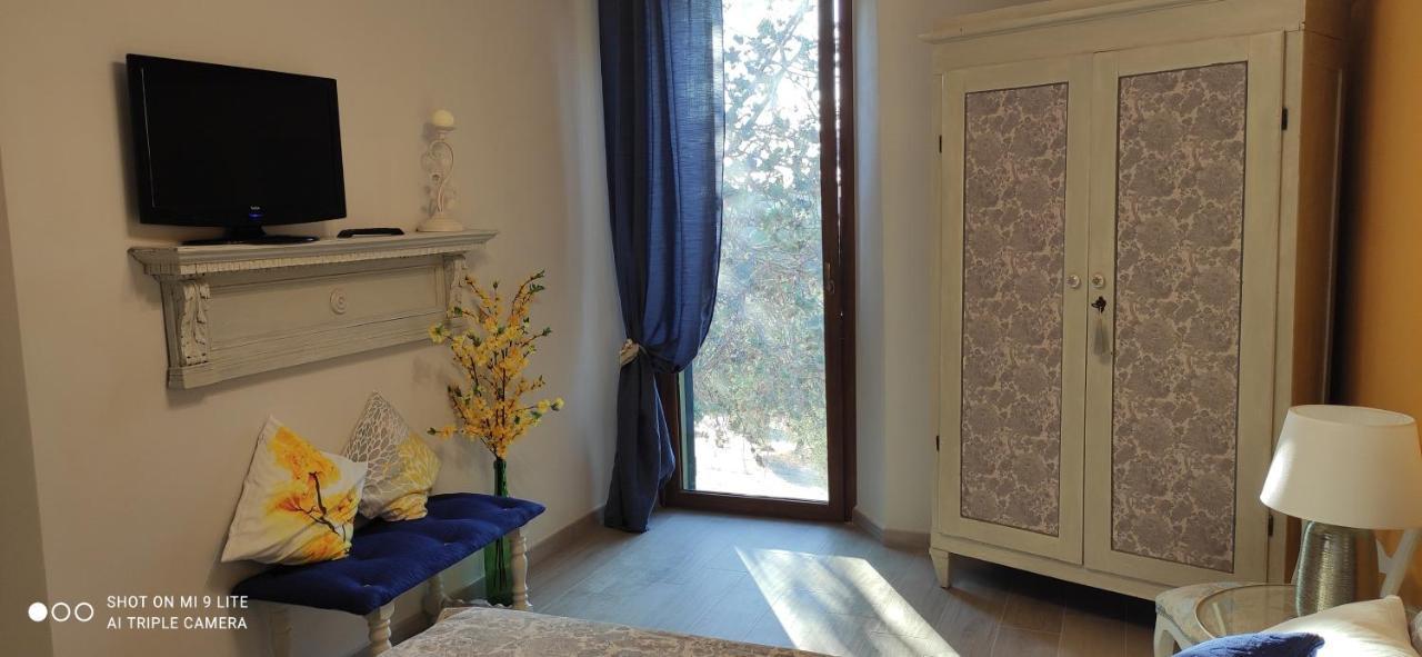 פולוניקה Agriturismo Poggio All'Olivo מראה חיצוני תמונה